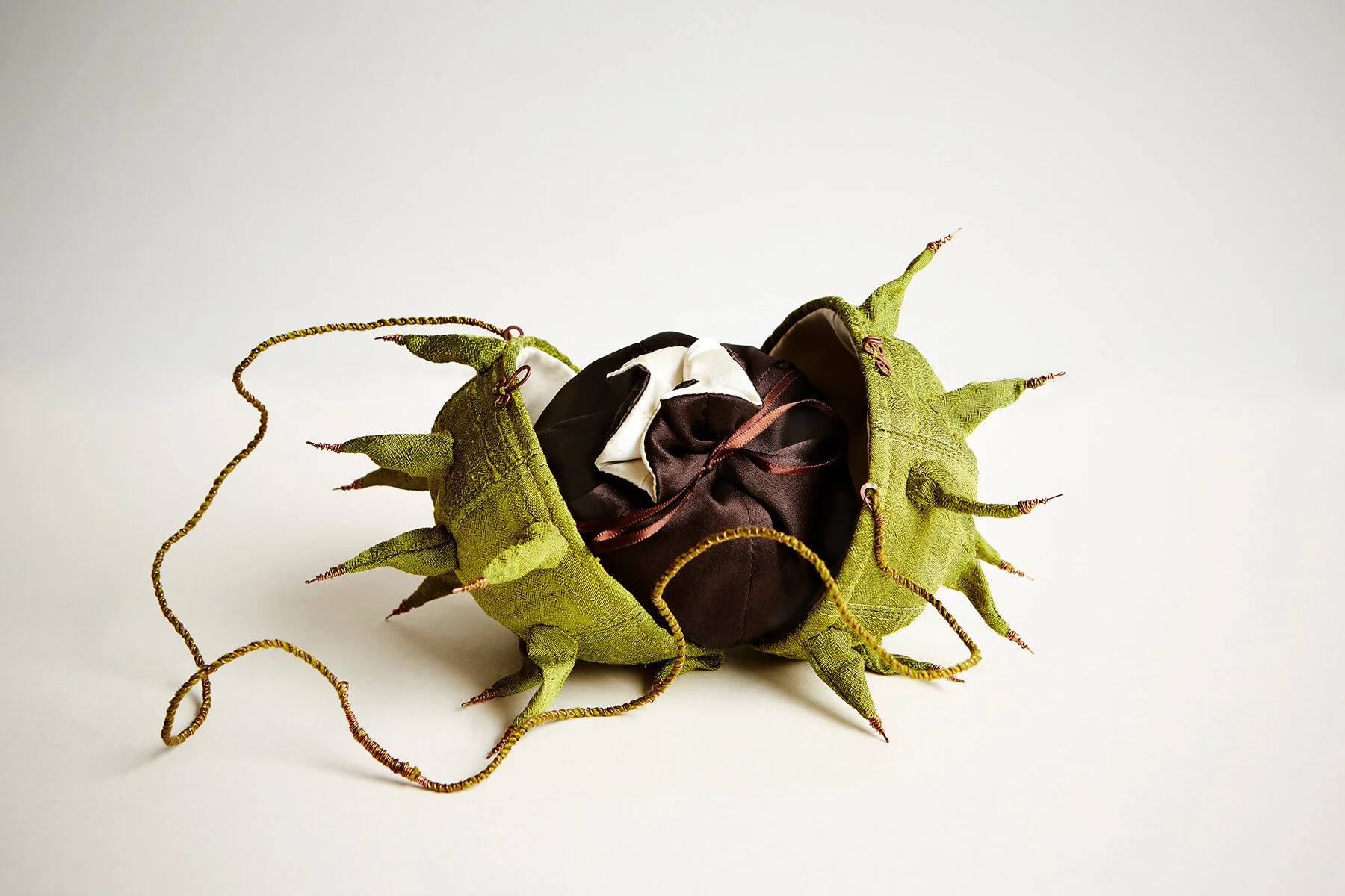 Horse Chestnut Bag, Emily Jo Gibbs. Photo by Lol Johnson