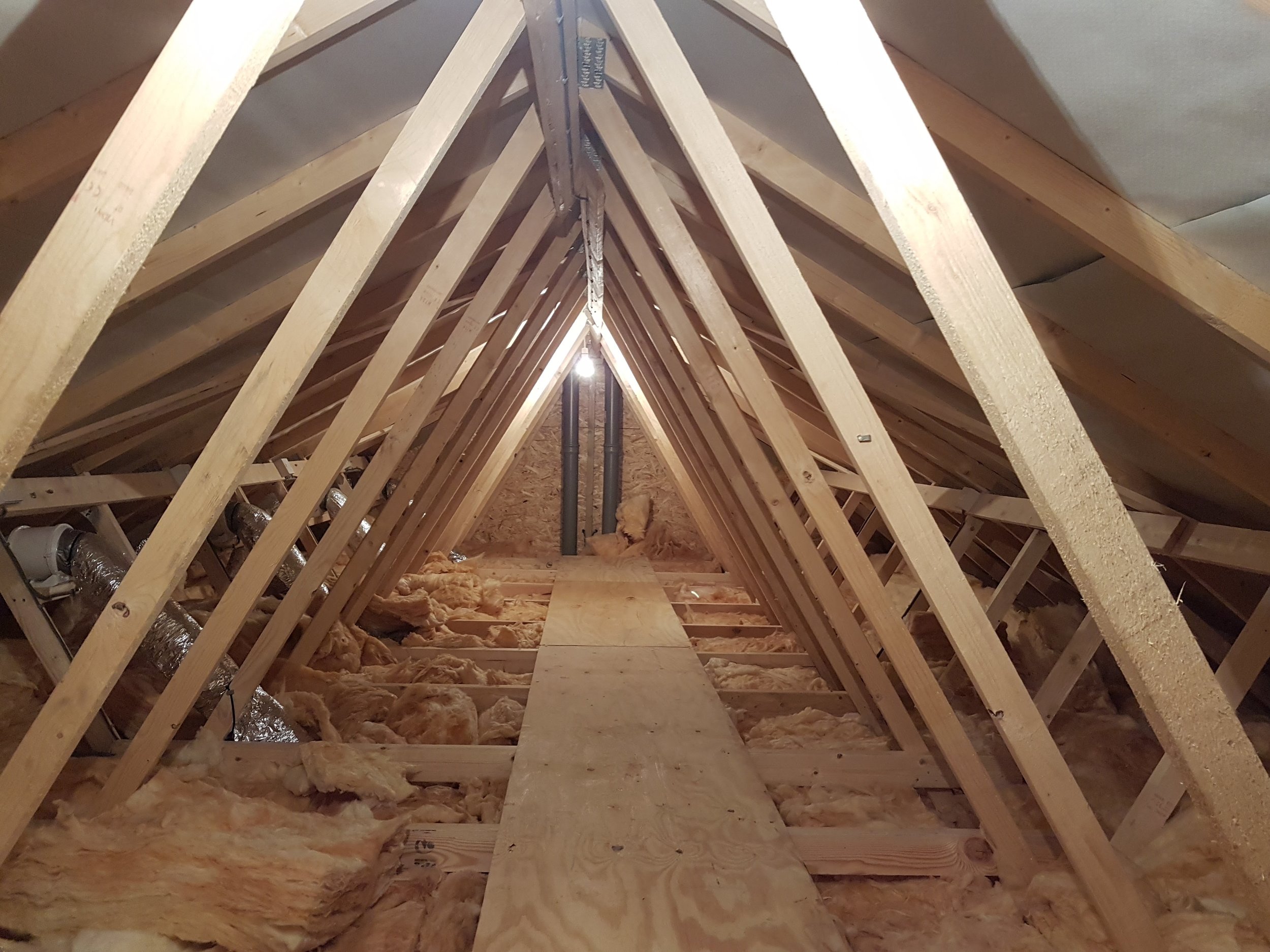 Timber framed roof structure