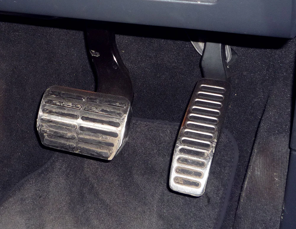 Making-Driving-Easier-Other-Servo-Braking.jpg