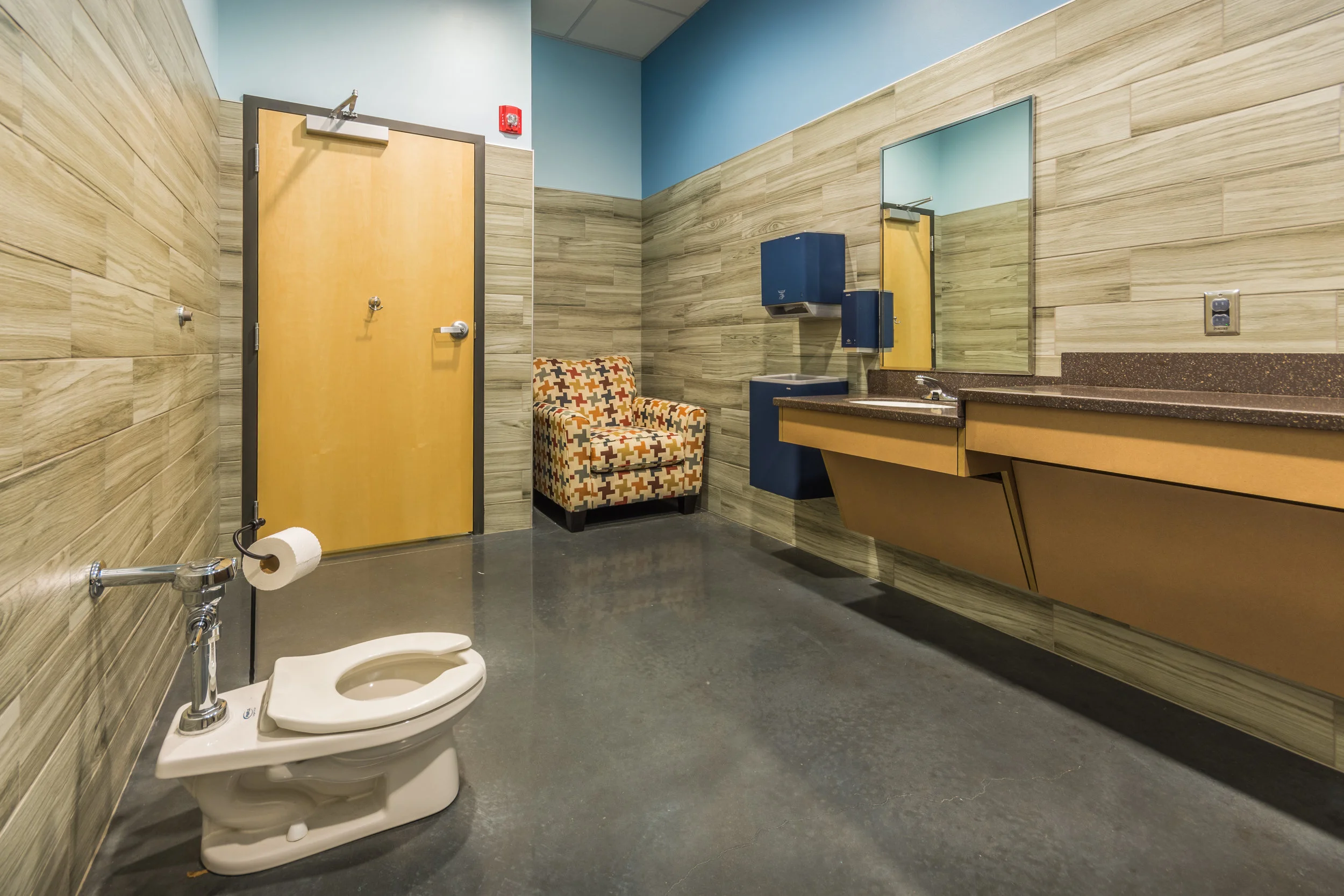 Widgets_Restroom2.jpg
