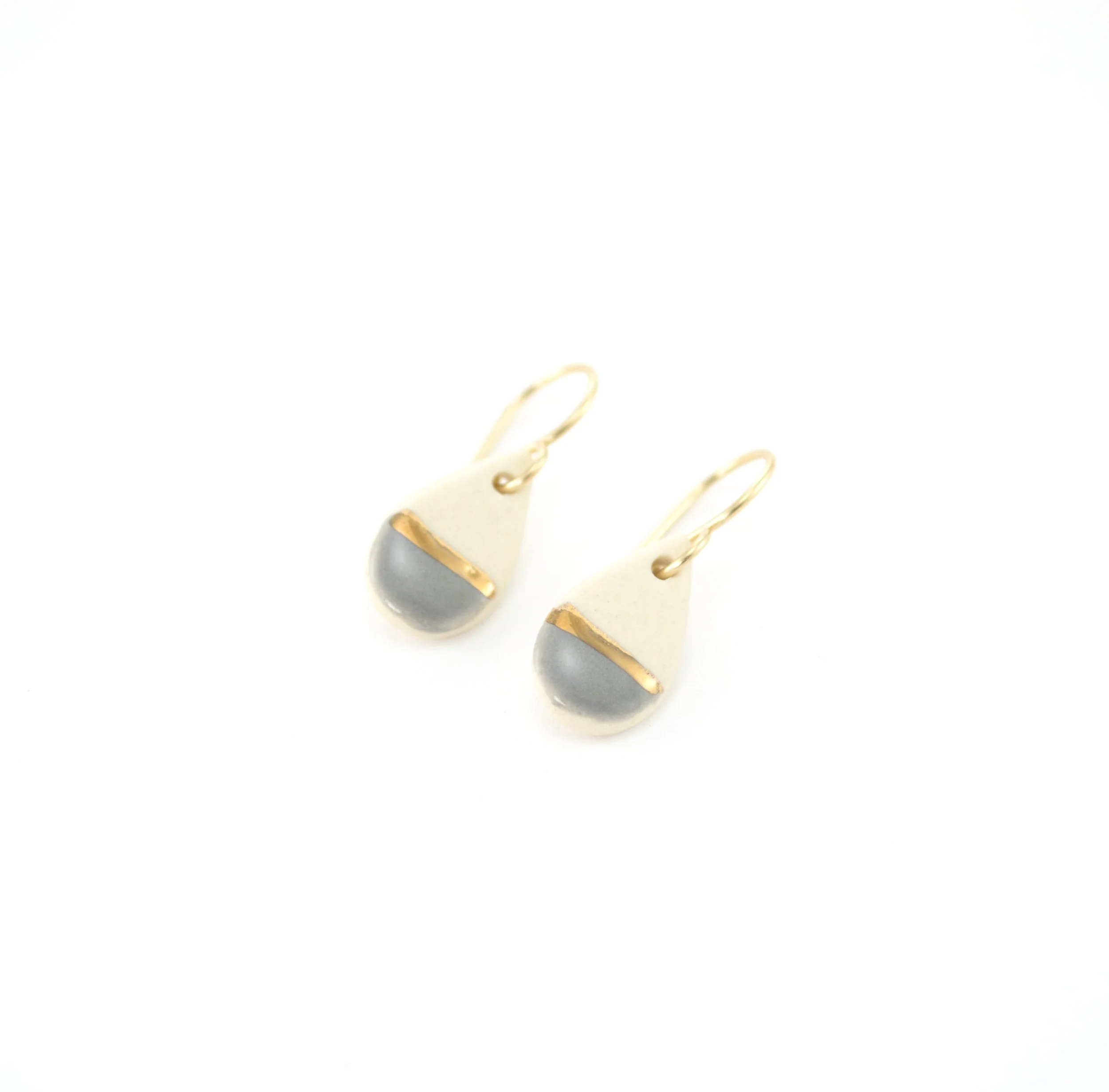 ZOË COMINGS tiny teardrop earrings dark grey:gold line.jpg