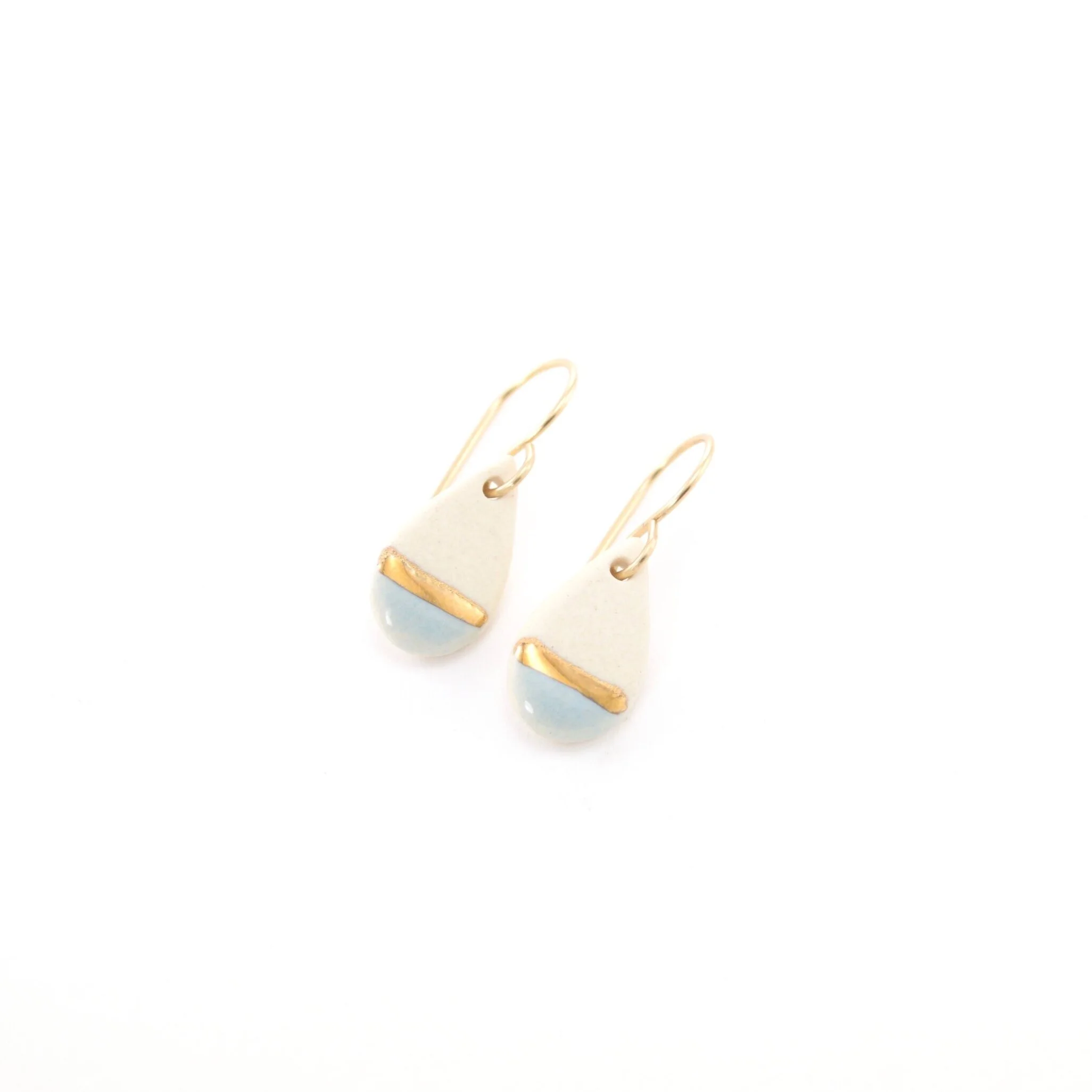 ZO%C3%8B+COMINGS+tiny+teardrop+earrings+pale+blue%3Agold+line.jpg