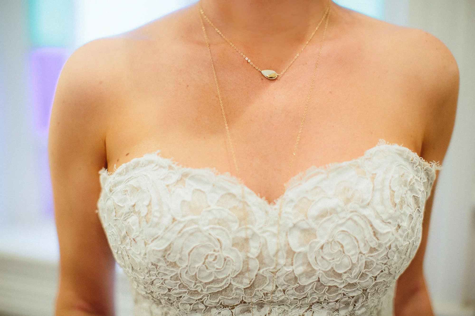 teeny petal necklace