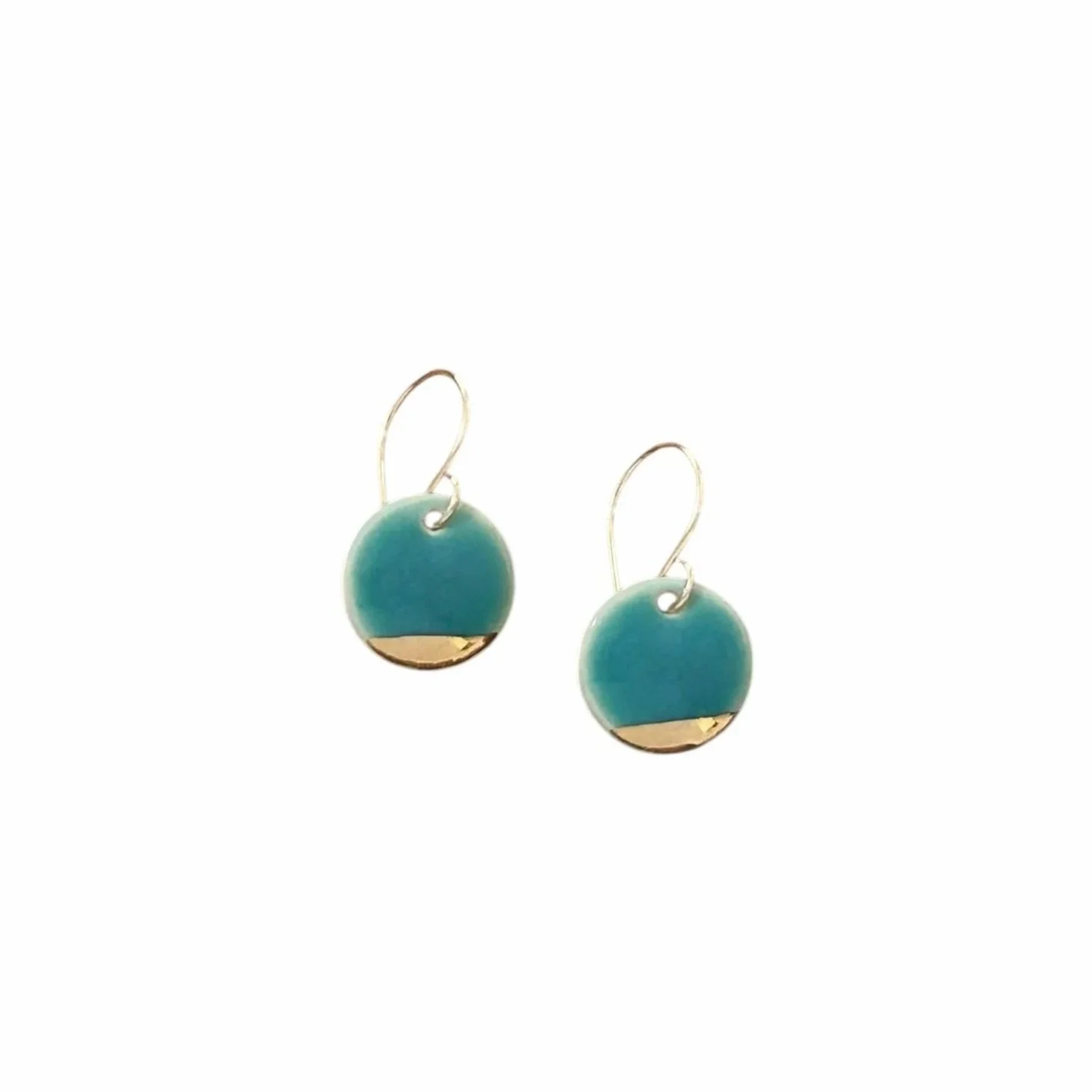 ZOE%CC%88+COMINGS++pebble+earrings+gold+slice%2C+tl+wbkd.jpg