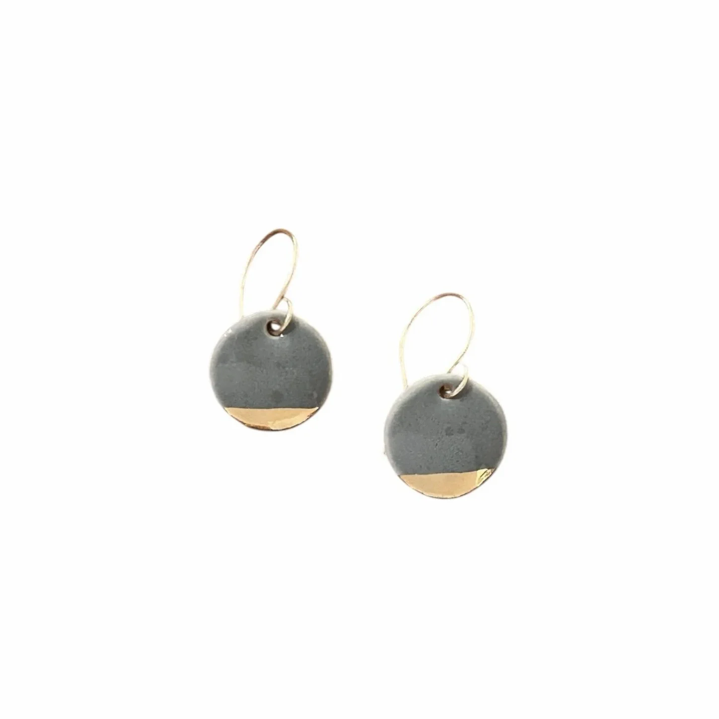 ZOE%CC%88+COMINGS++pebble+earrings+gold+slice%2Cdk+wbkd.jpg