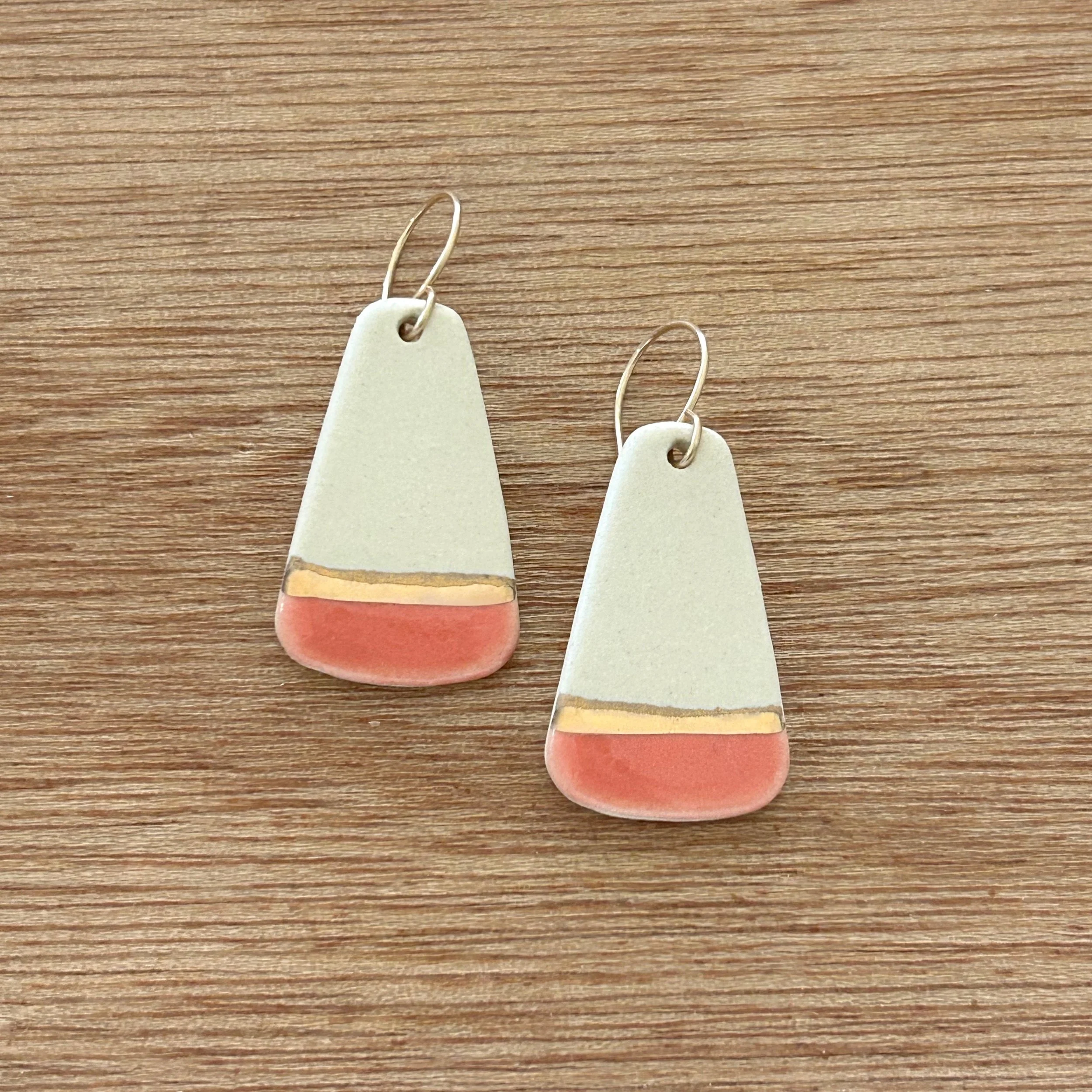 ZOË COMINGS large fan earrings, coral:gl wdbkg.jpg