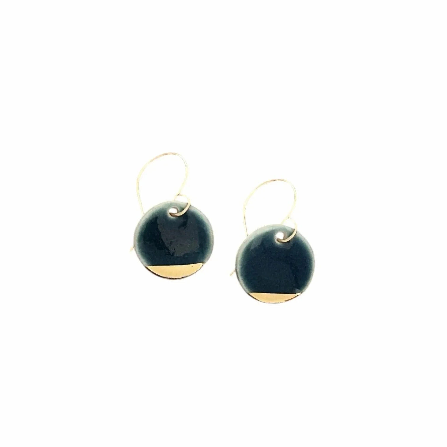 ZOE%CC%88+COMINGS++pebble+earrings+gold+slice%2C+sl+wbkd.jpg