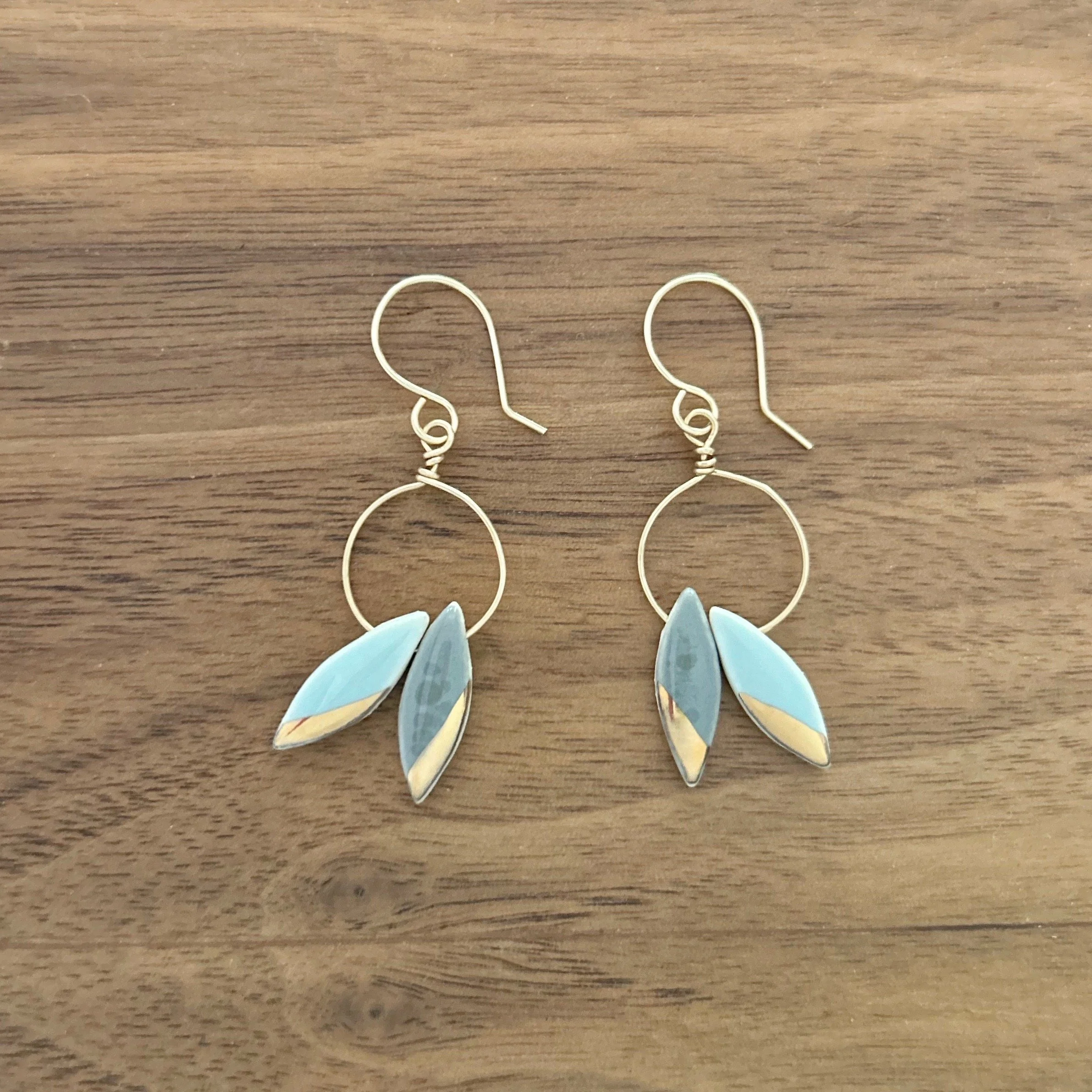 ZOË COMINGS double leaf earrings, pale blue:dark grey wdbkg.jpg