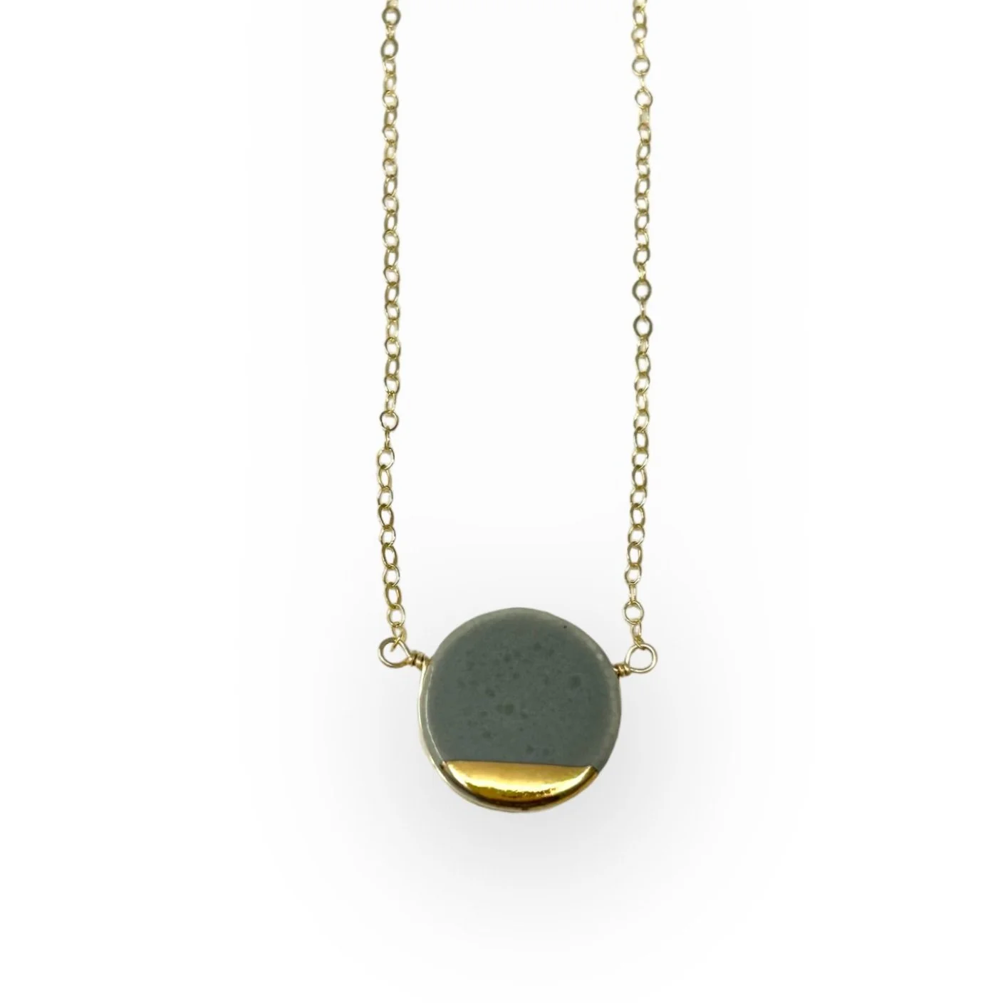 ZO%C3%8B+COMINGS+pebble+wrap+necklace+dark+grey%3Agold+slice+p.jpg