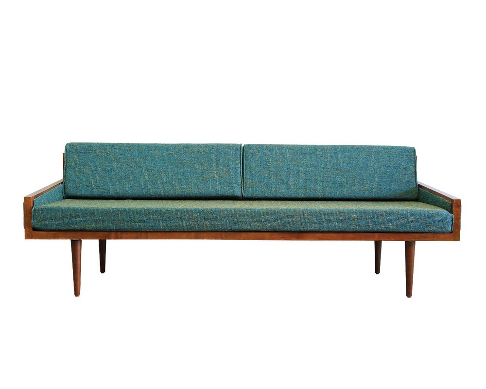 The Executive Daybed Sofa — Casara Modern