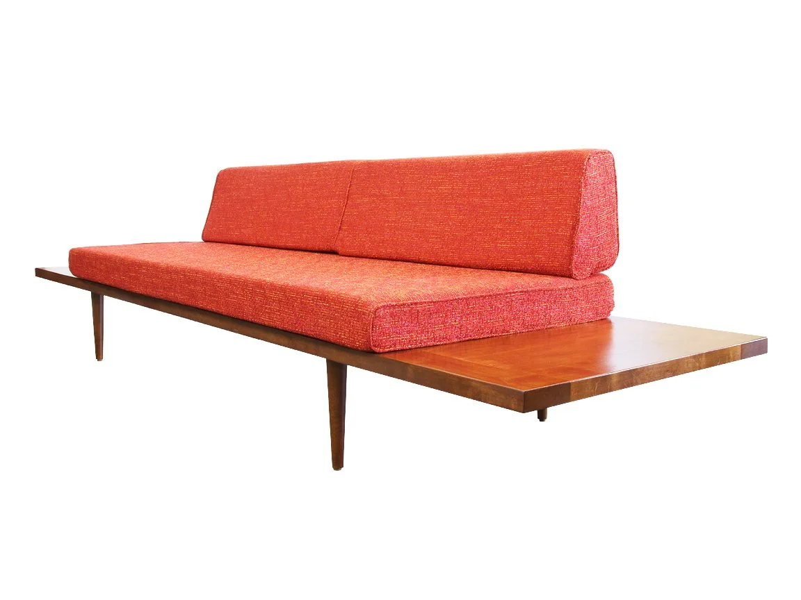 GMR_Sofa_Horizon_FrontAngle.jpg