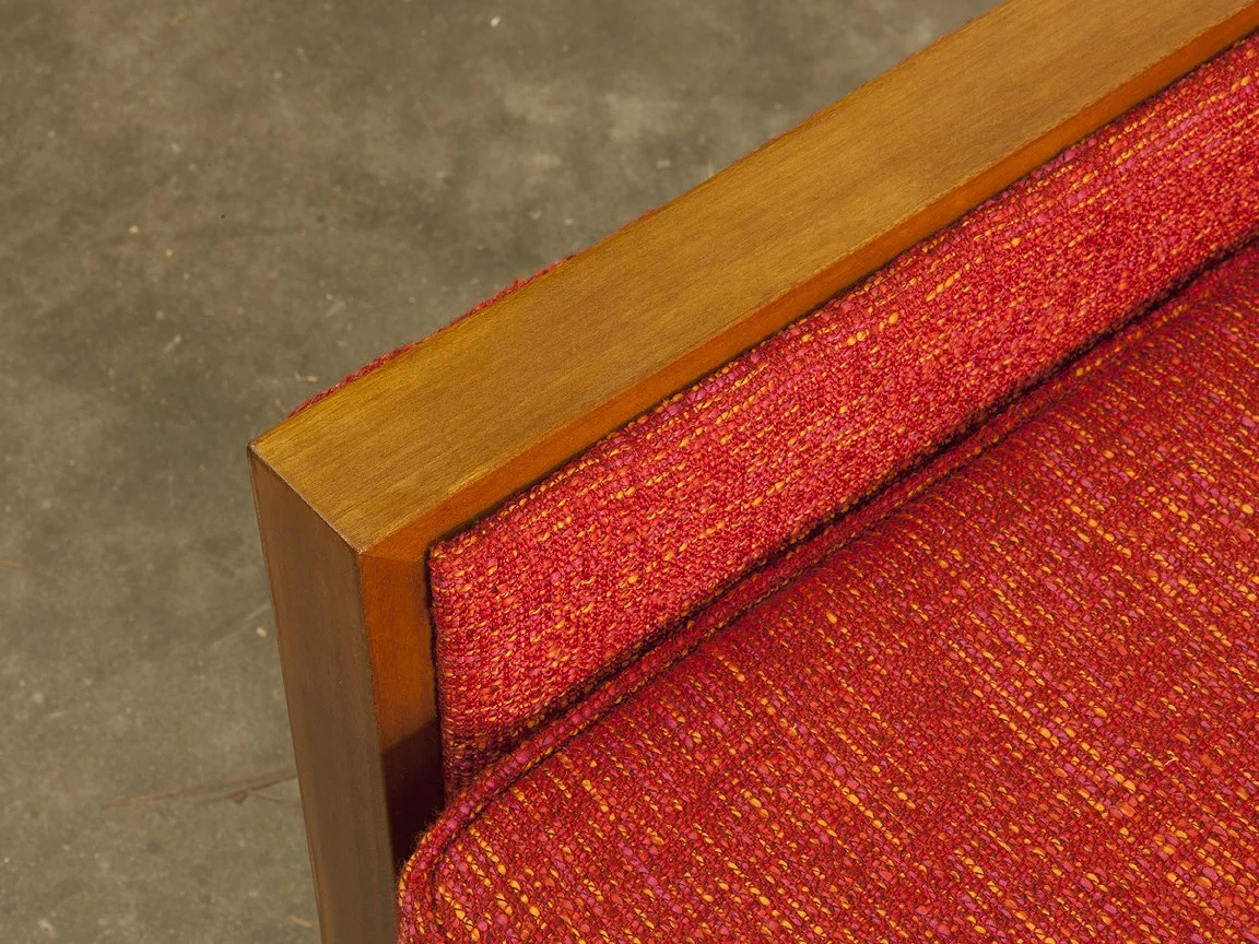 CAS_Sofa_Tyler_Detail_3.jpg