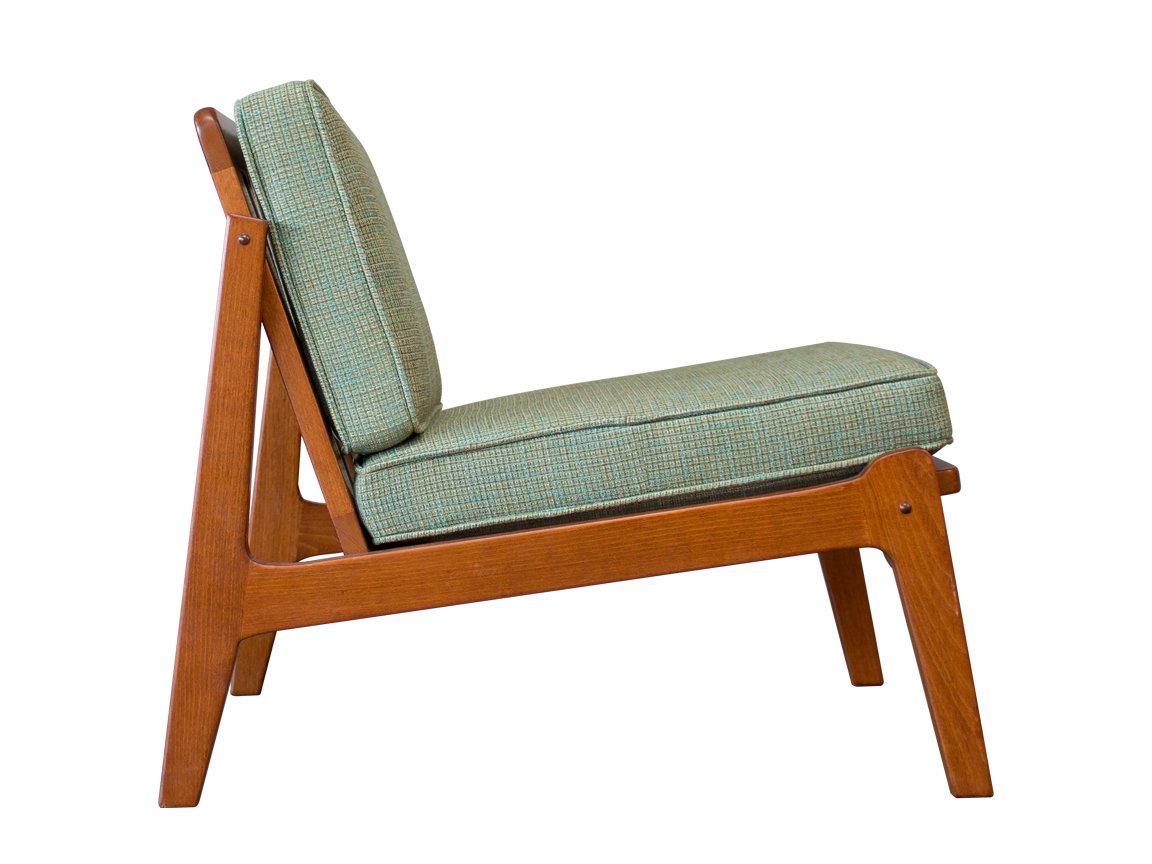 CM_Chair_Raymore_Side.jpg