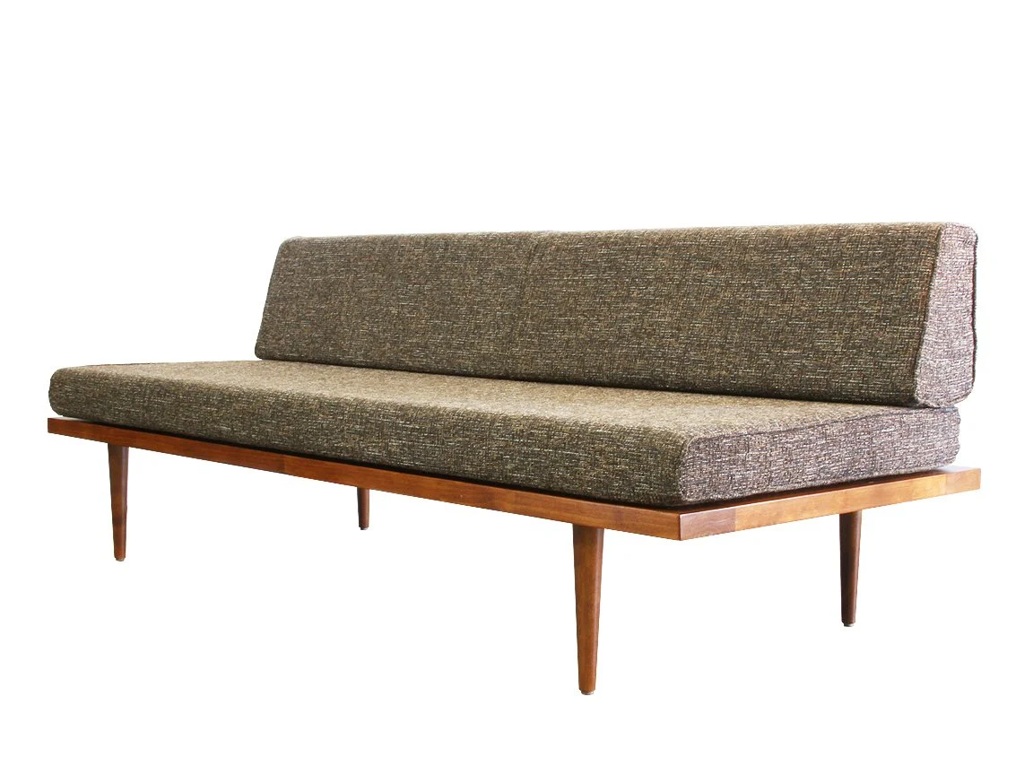 GMR_Sofa_Classic_FrontAngle.jpg