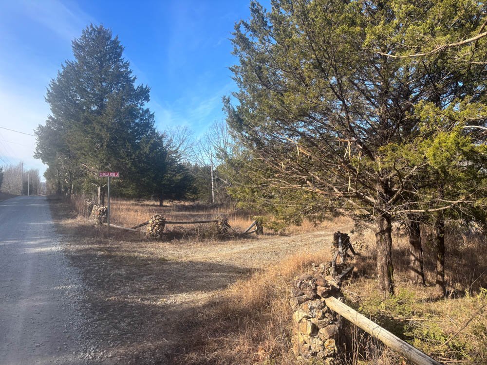 20 ACRES WITH WELL AND ELECTRICITY    $75,900