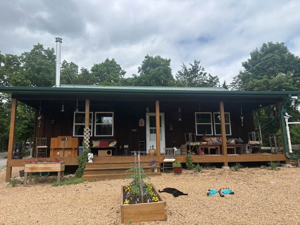 NICE HOUSE AND GARAGE ON 31 ACRES    $347,500