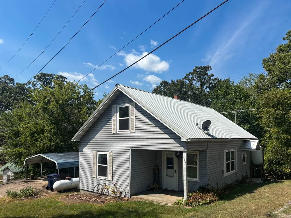 FIXER-UPPER IN GAINESVILLE  $119,000