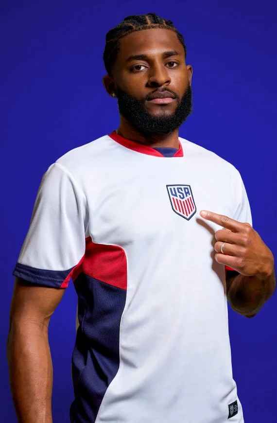 FIFA_WorldCup26_8589_Browse_ShopTheLook_M_570x870.jpg
