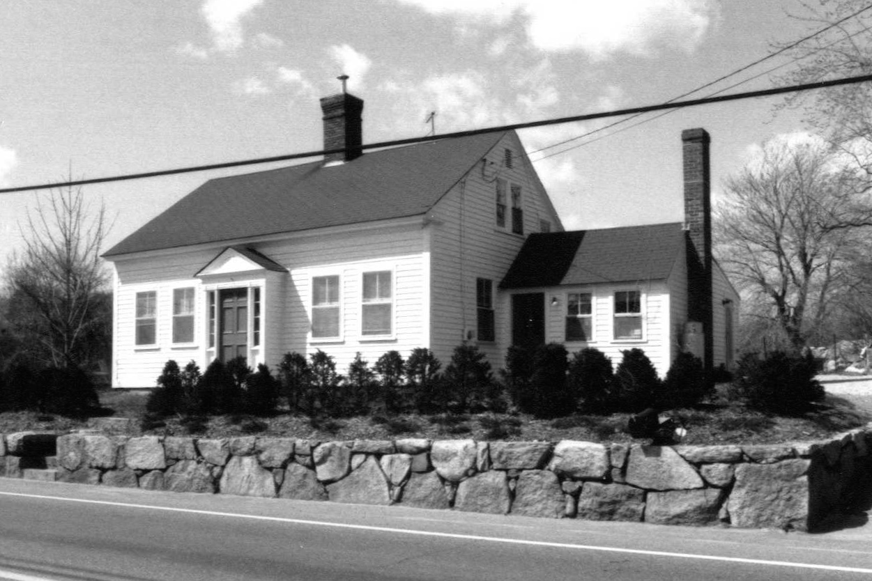 The Toll House at 123 East Main Street, Hopkinton (image from the town's 1989 survey) .