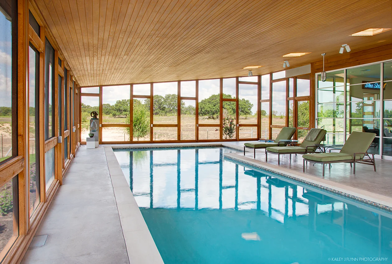 Hoffmanresidence-Pool_2_11X17.jpg