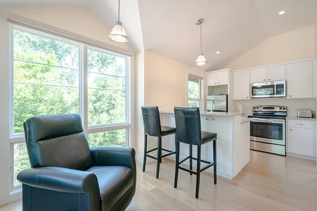 E 1305MarshallLn_12_twest.jpg