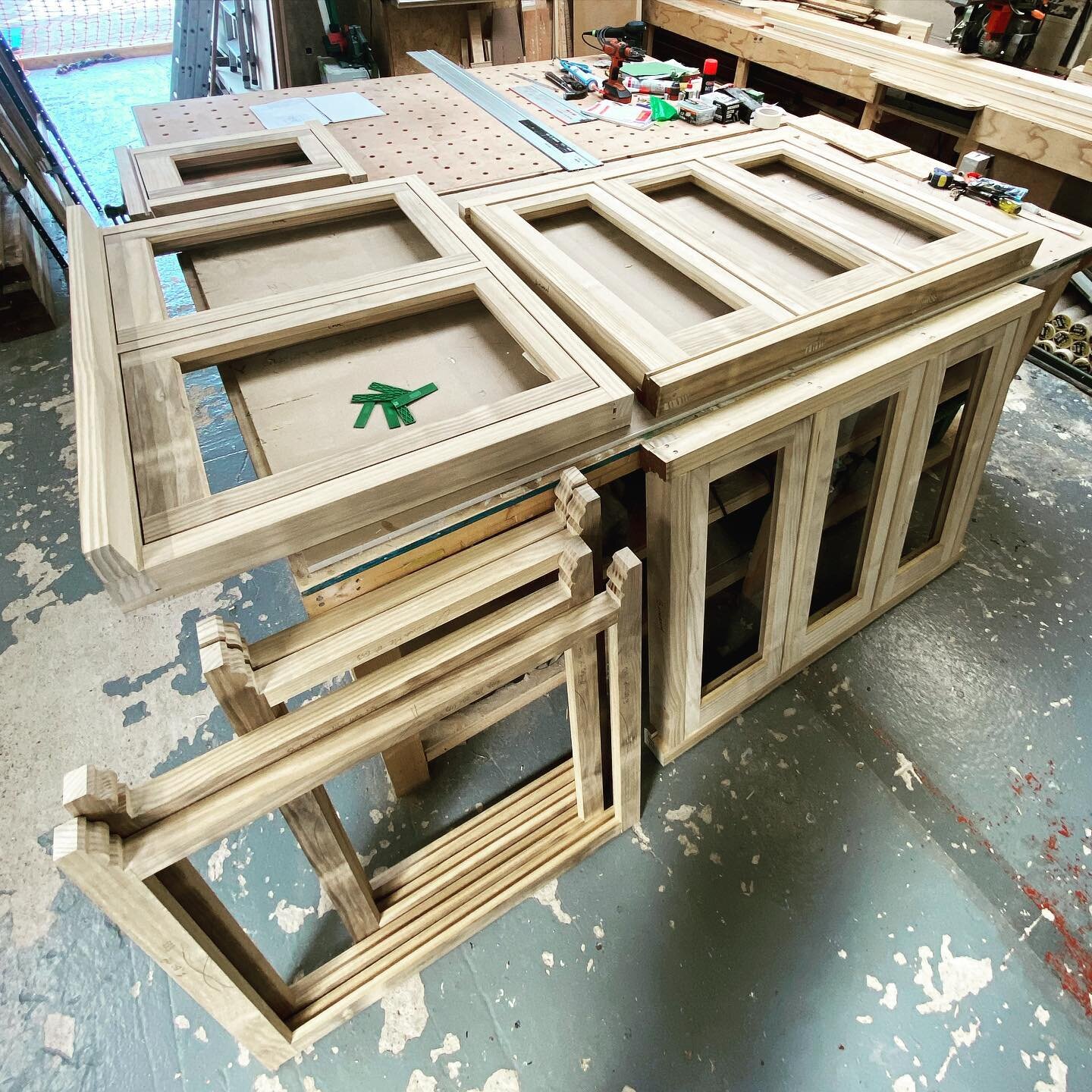 Mixture of our conservation flush casement windows and sliding sash windows currently being manufactured for a property in #liverpool #merseyside 
&bull;
&bull;
#ecosash #ecosashwindows #timberwindows #sashwindows #flushcasementwindows #periodhome #v