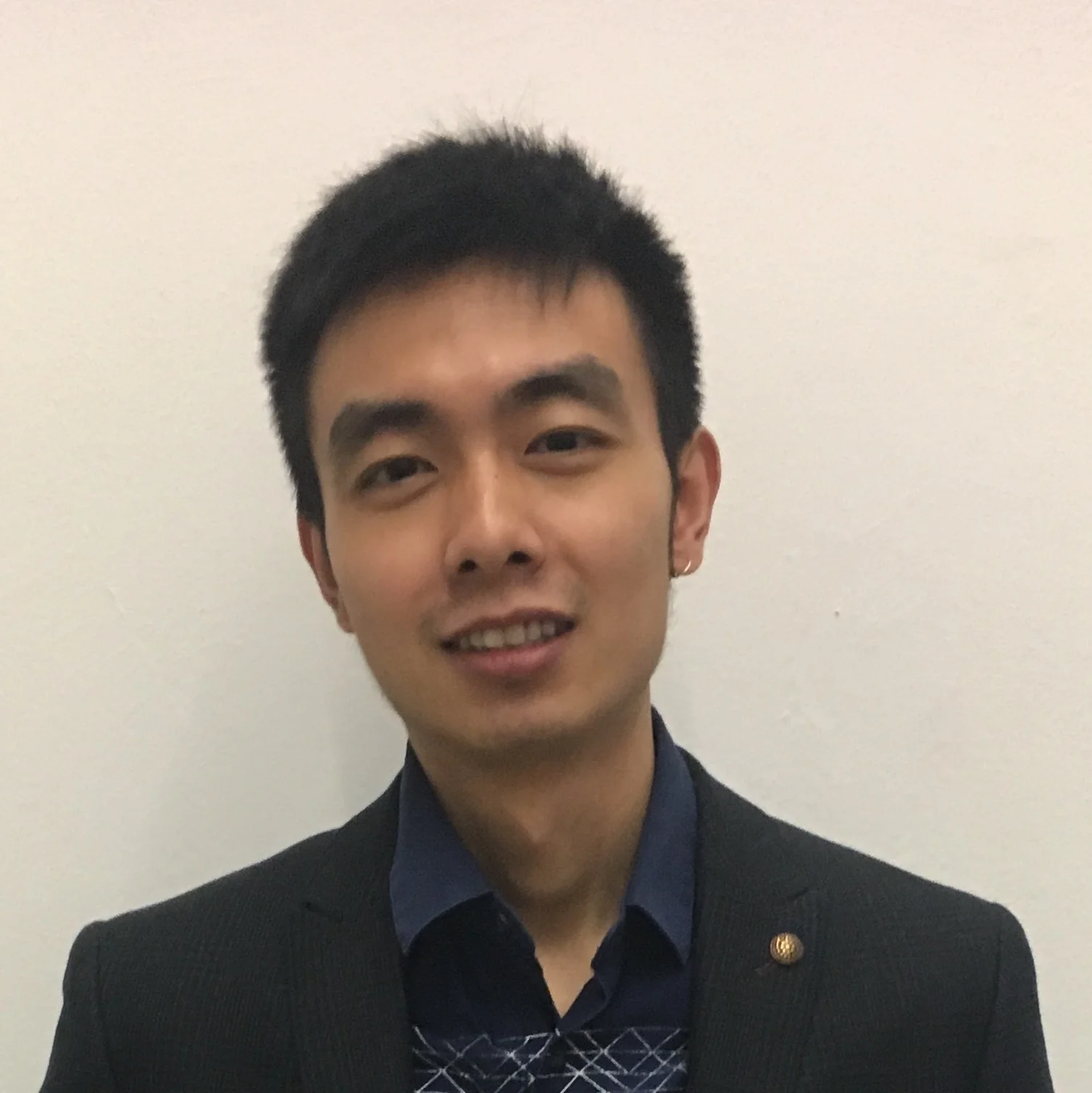 Peilin Hu.jpg