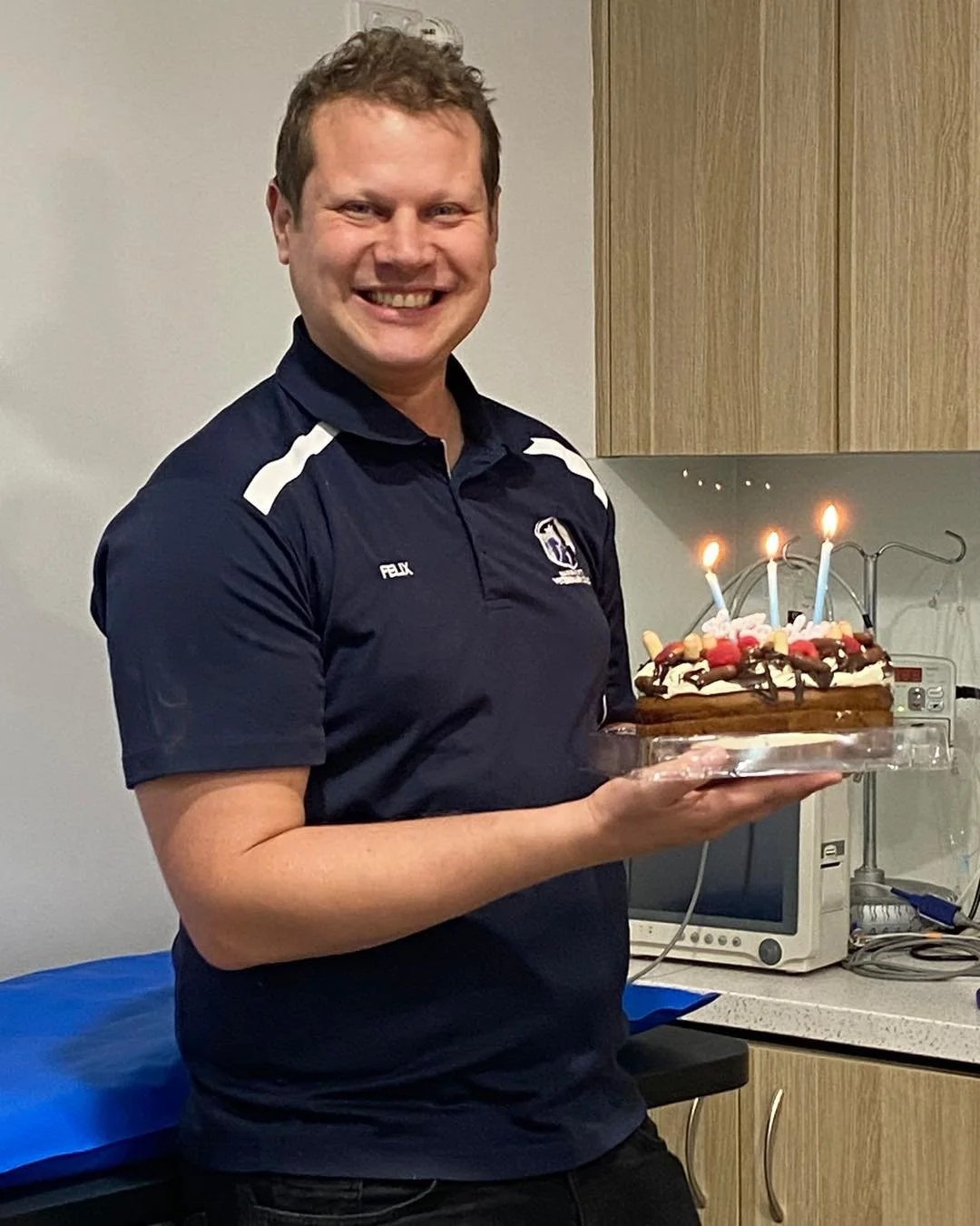 Happy Birthday to our incredible vet, Felix and also to our international vet student, Davide. 
🎉🎂🥳