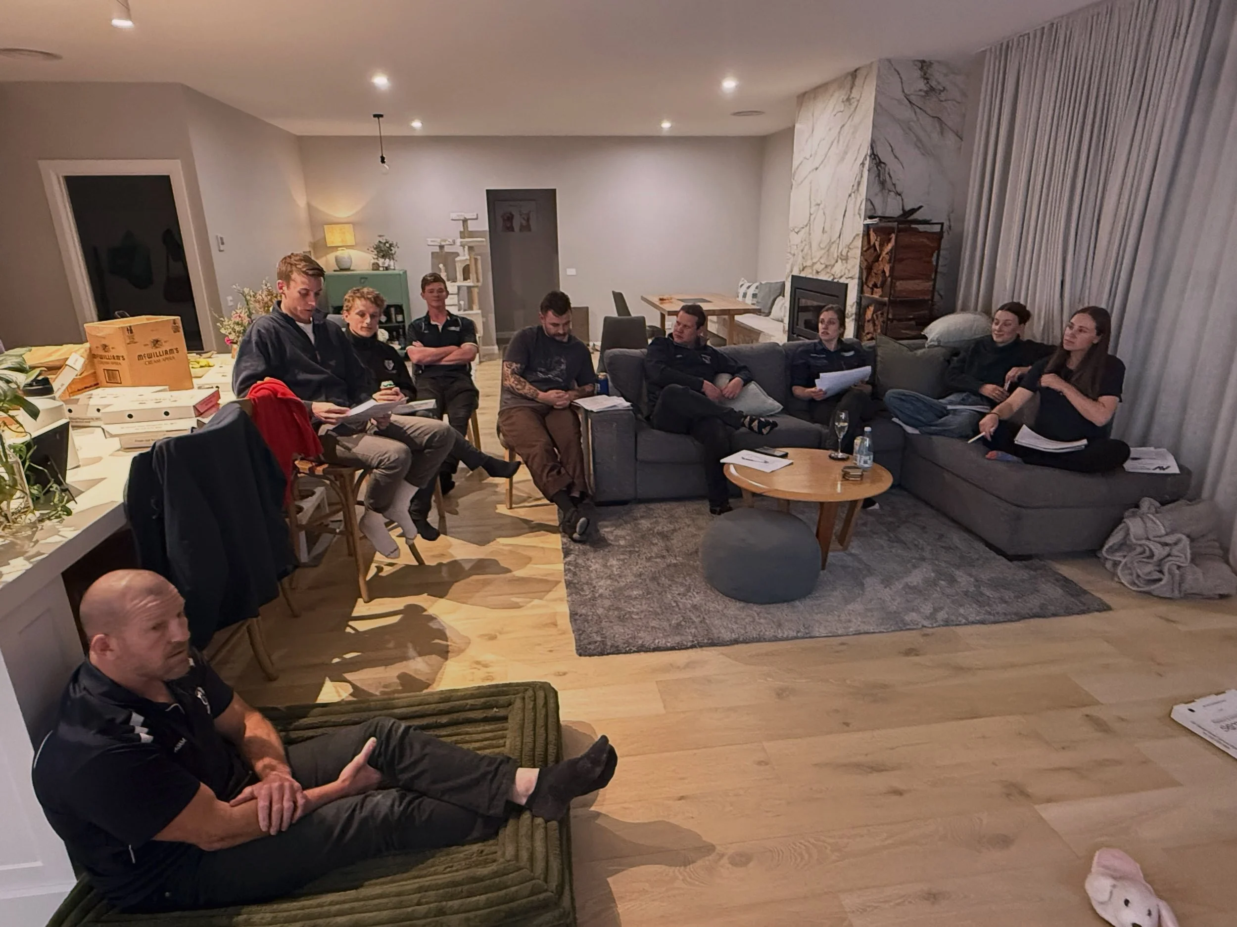 Our veterinary teams dedicated their evening to reviewing and updating our treatment guidelines, ensuring our protocols remain current and aligned with best-practice standards to support the highest standard of care for our patients. 🩺🐾