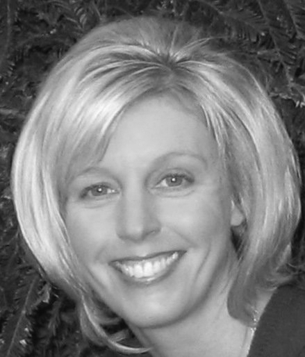CAROL McMullin Showroom Manager