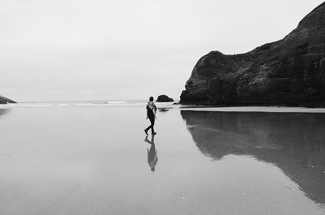 One of my favourite photos from our trip to New Zealand ☝ was taken at Wharariki Beach which also happened to be one of my favourite walks on the South Island.

Follow the link in my bio to find out why ✌