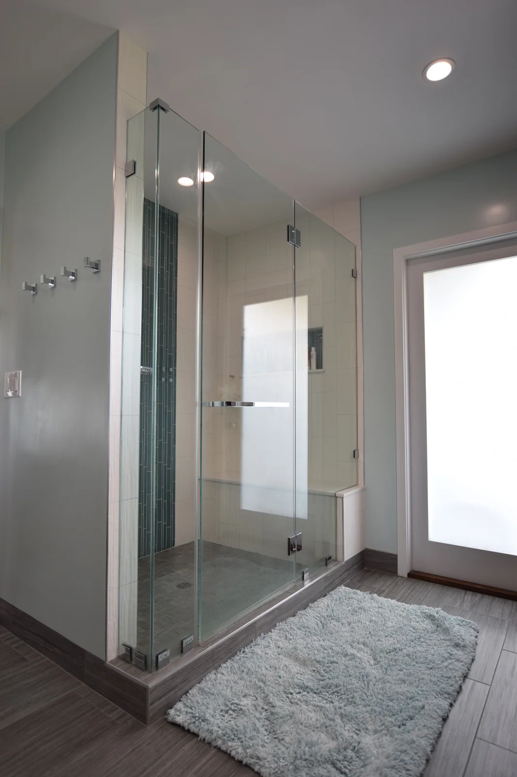 Master Bath 02-web.jpg