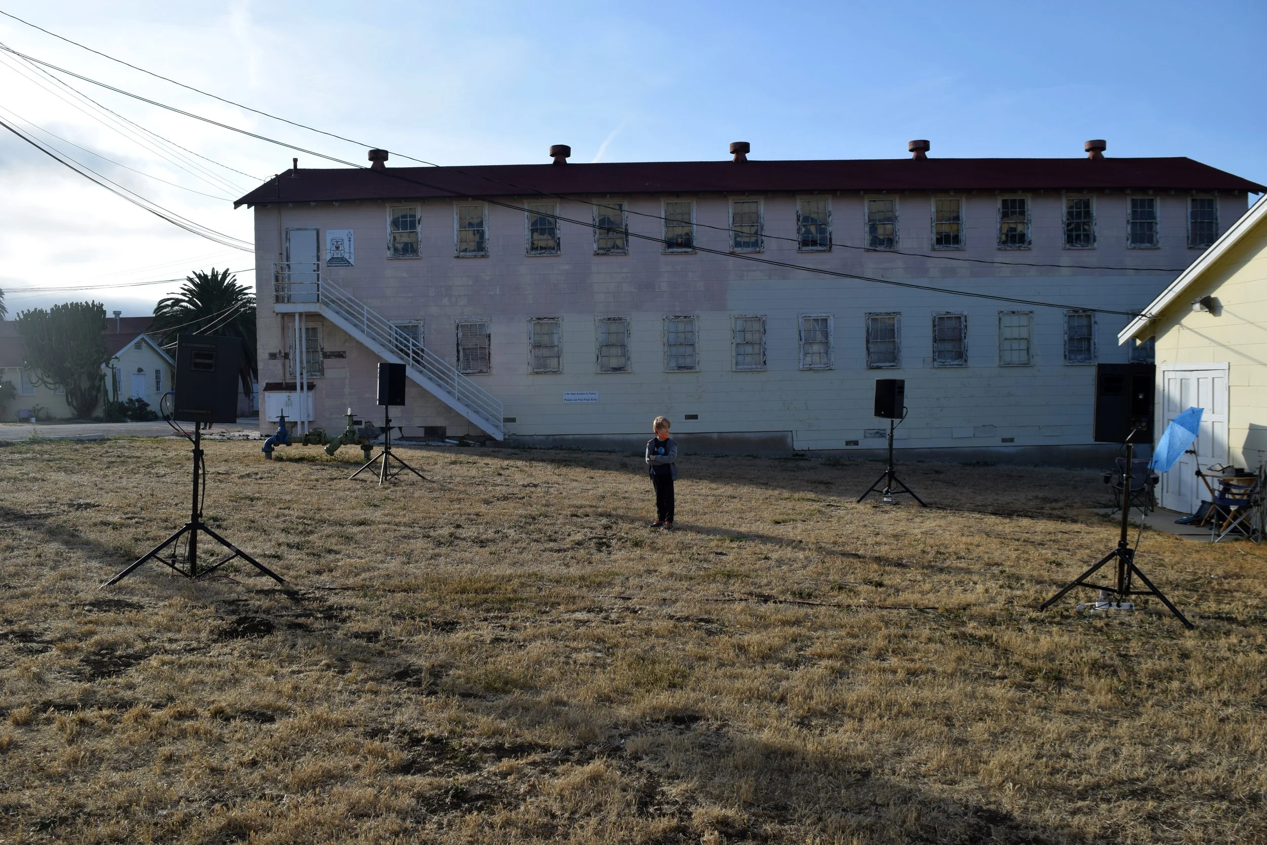 Intangible Crowd 01.jpg