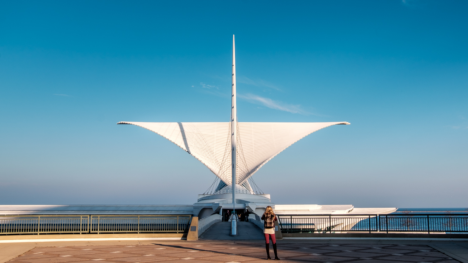 Liz taking a photo of the Quadracci Pavillion © JC Buck 2015