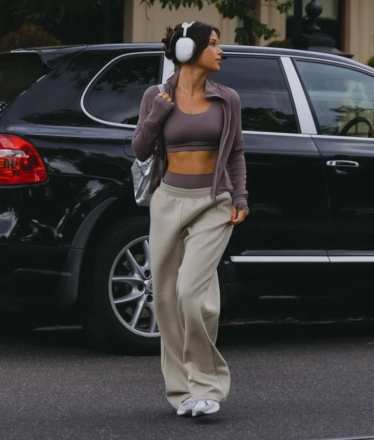 hellolovelyliving athleisure