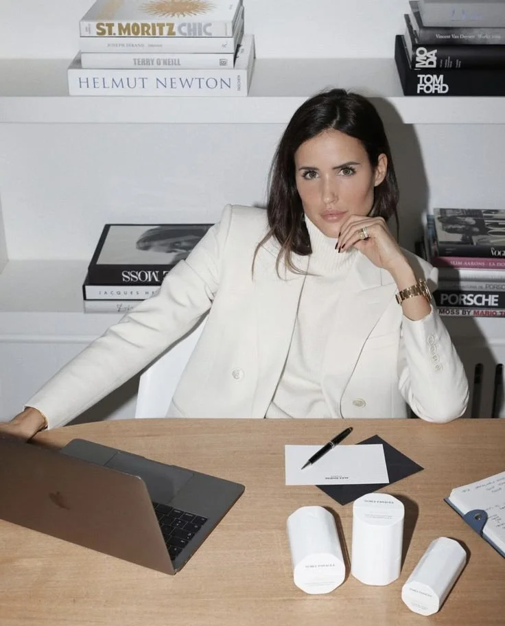 How Contract Management Software Boosts Team Collaboration