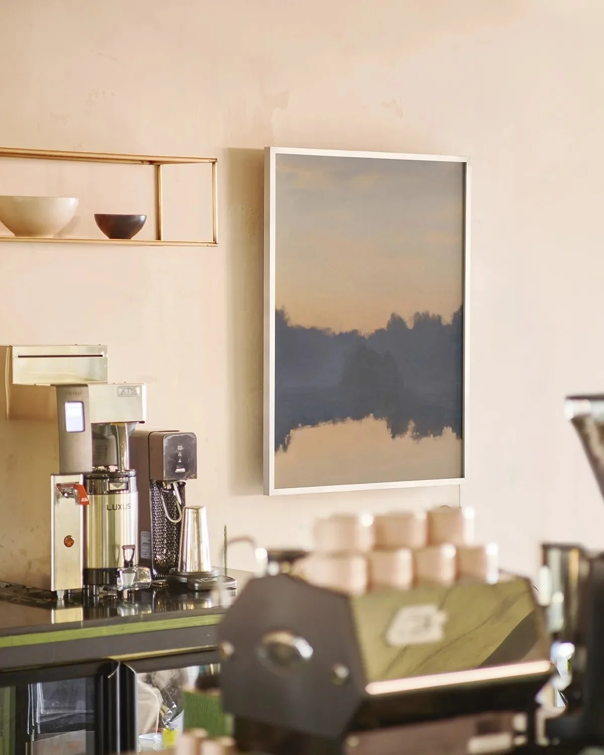 How Does Art Influence The Atmosphere Of A Room?