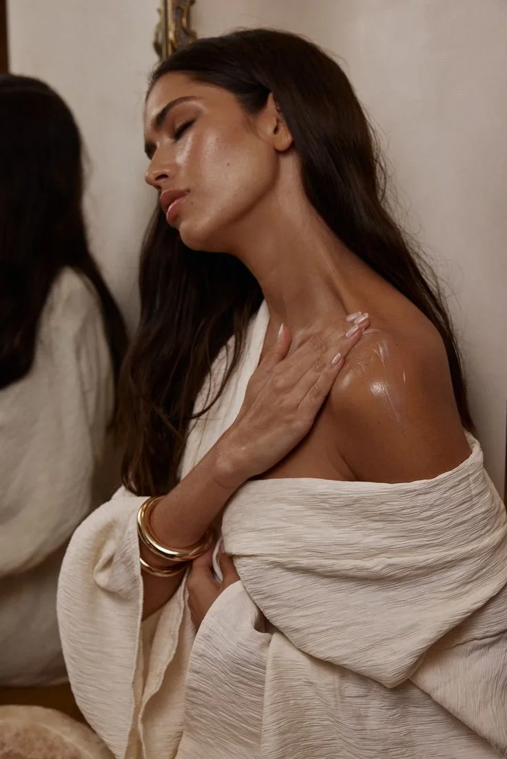 How To Choose The Best Skincare Gifts For Any Skin Type