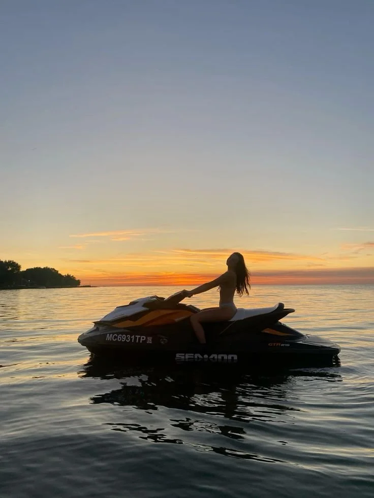 Finding The Perfect Watercraft For Unforgettable Weekend Adventures