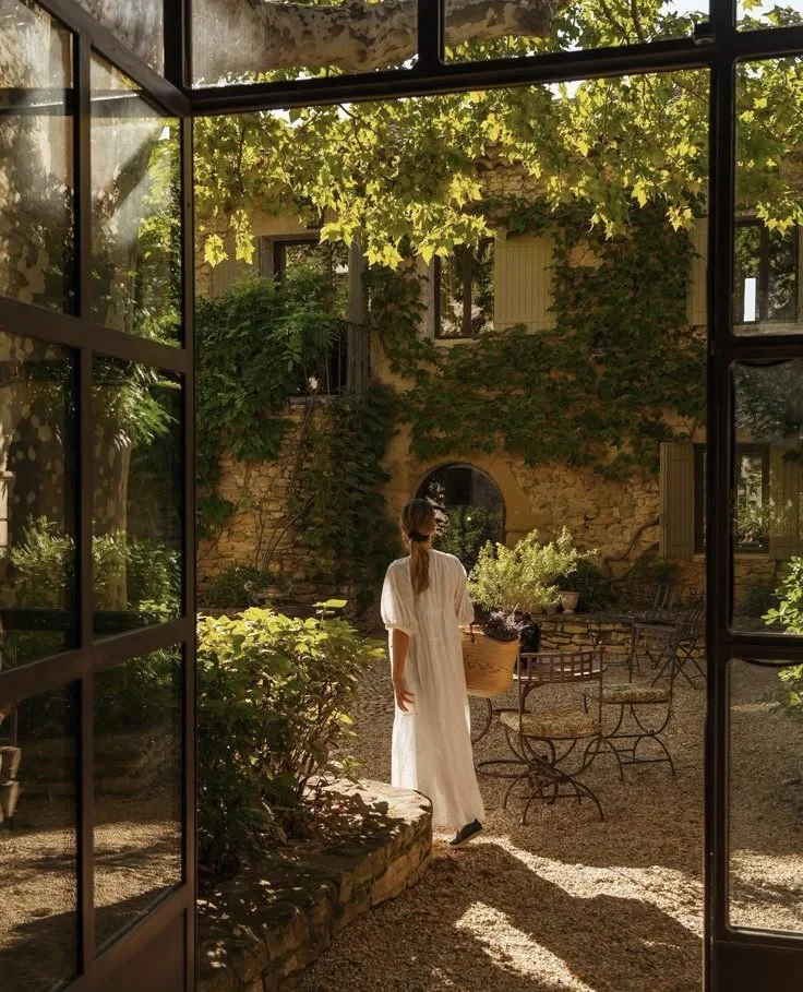 Booked Or Spontaneous? Here’s What You Actually Need To Reserve In Tuscany