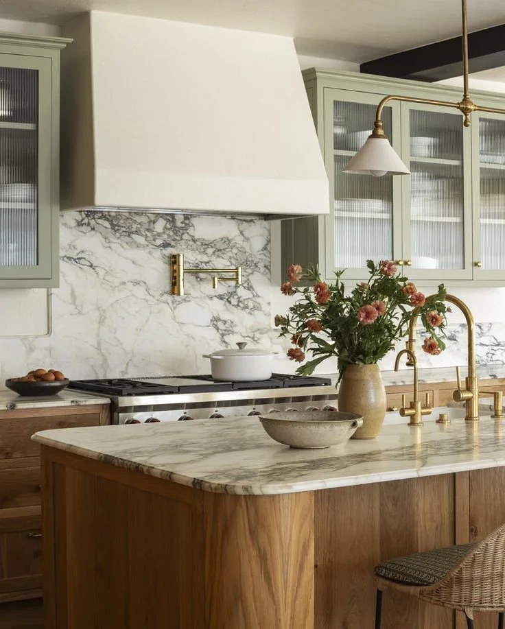 Essential Tips For A Clean And Clutter-Free Kitchen