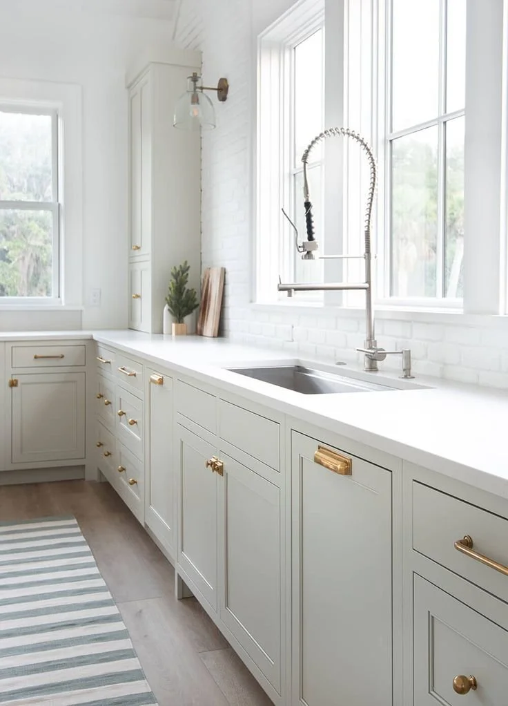 Expert Tips To Customize Your Kitchen With RTA Cabinets Online