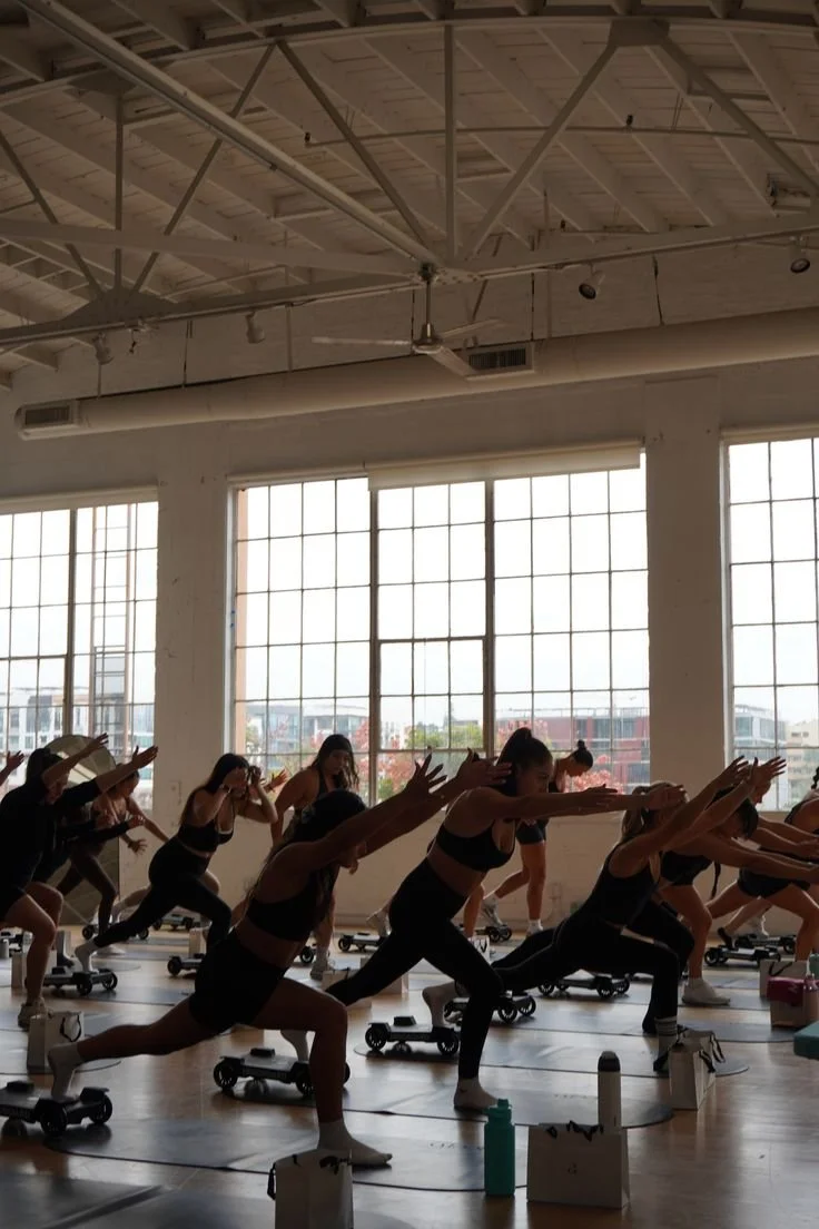 Group Fitness Classes: 5 Benefits For Beginners