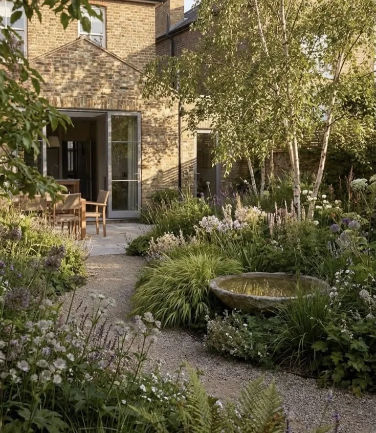 How Professional Landscaping Can Transform Your Outdoor Living Space