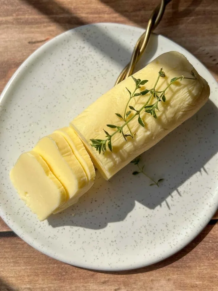 How Long Does It Take to Make Butter In An Electric Butter Churn?