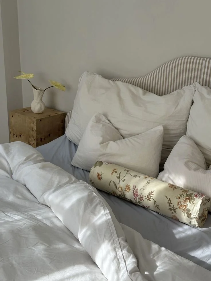 hellolovelyliving bedroom living