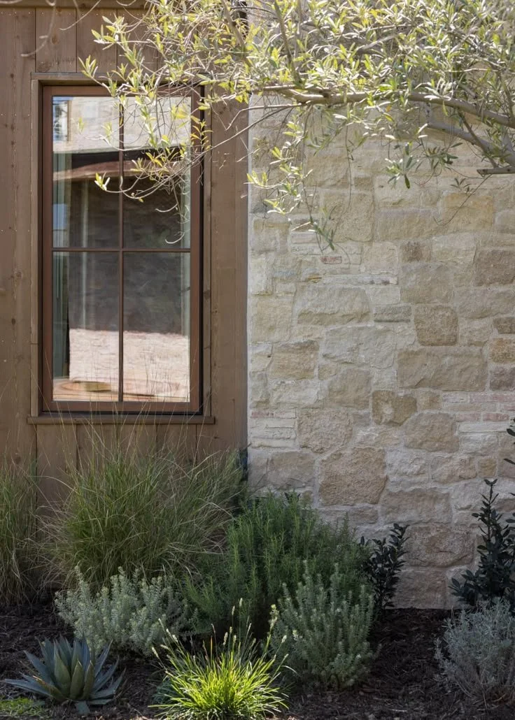 hellolovelyliving home exterior yard