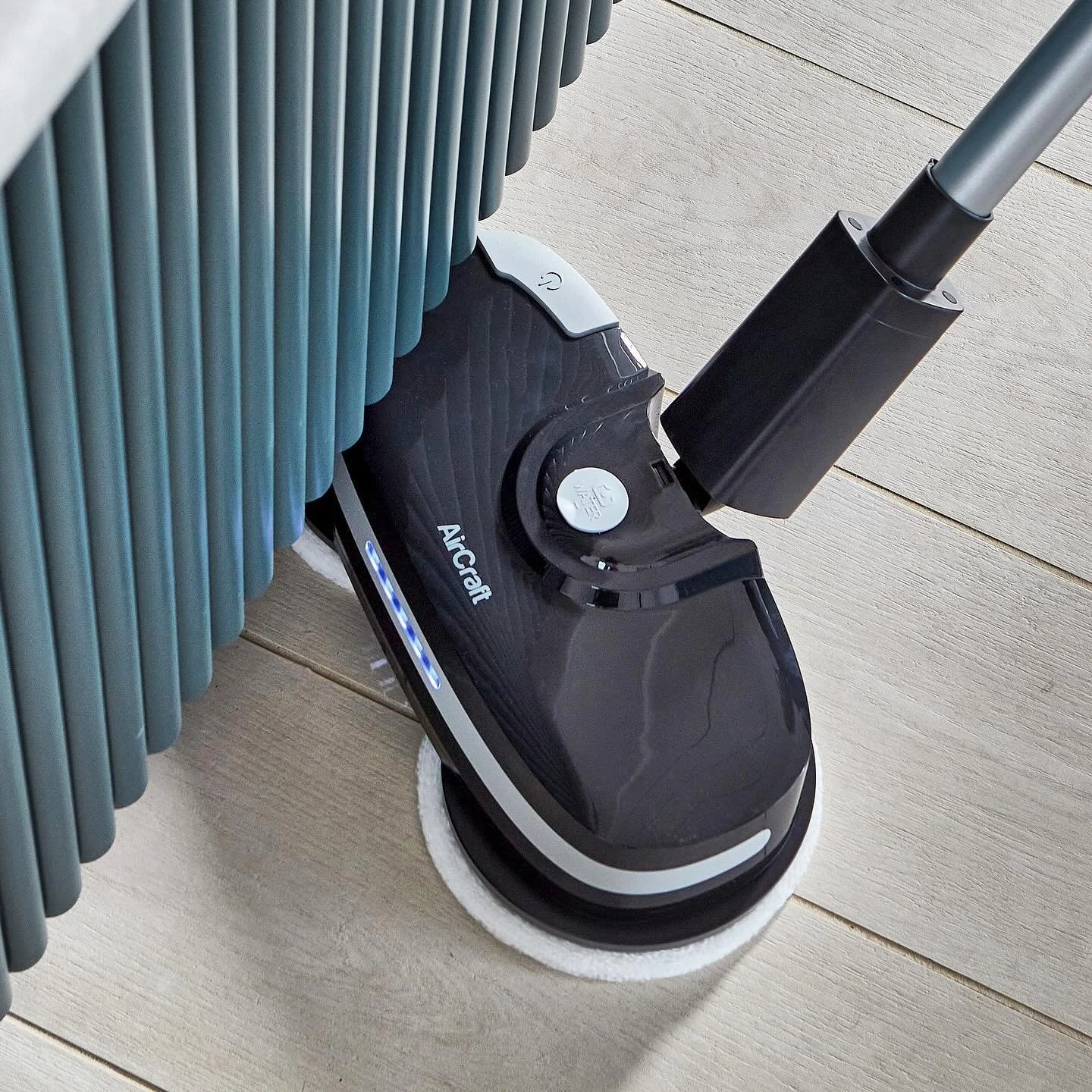 hellolovelyliving aircraft