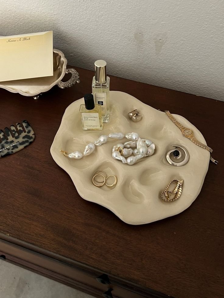 hellolovelyliving jewelry accessories