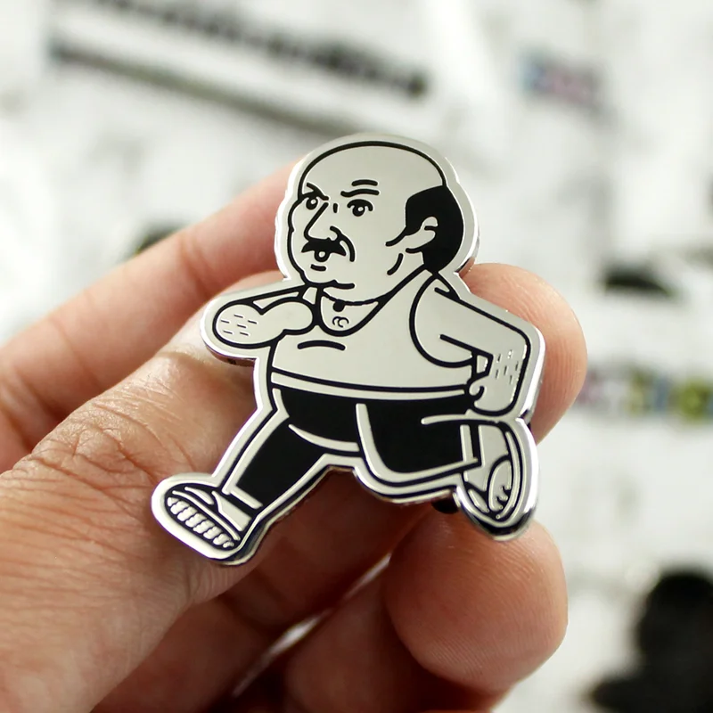 CRUX-WEB-kawaii-carl_enamel-pin-v3-800.jpg